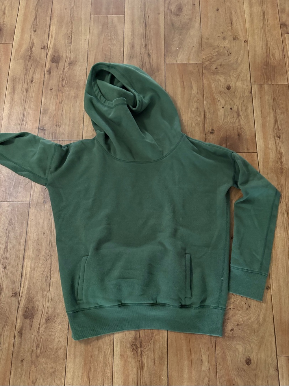 ZYIA Olive Green Women's Pullover Hoodie